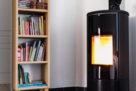 Comment choisir le meilleur système de chauffage au bois pour votre foyer ?